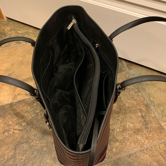 Lap top travel tote - Picture 3 of 5